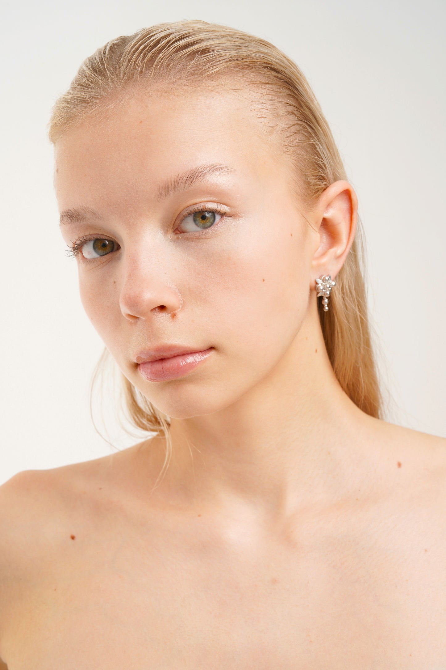 L Ivy Drop Silver Earrings