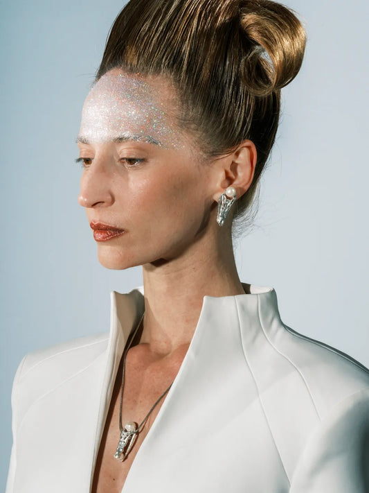 PY Lord of the Neal Pearl Küpe