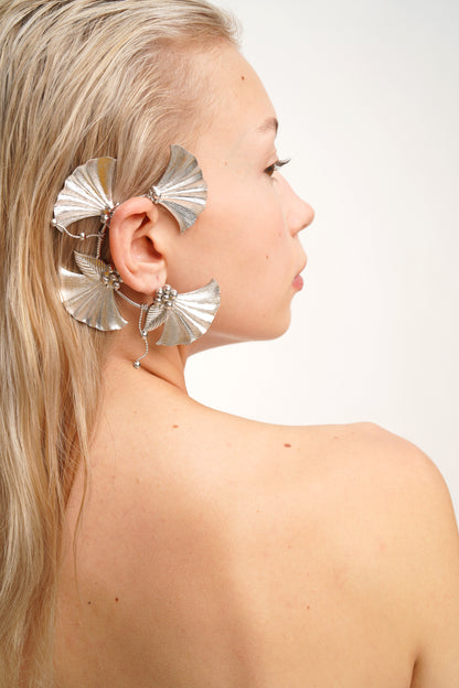 L Twisted Ivy Silver Ear Cuff