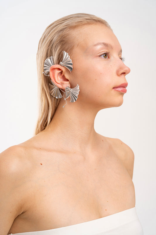 L Twisted Ivy Silver Ear Cuff