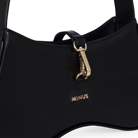 M Monre Black