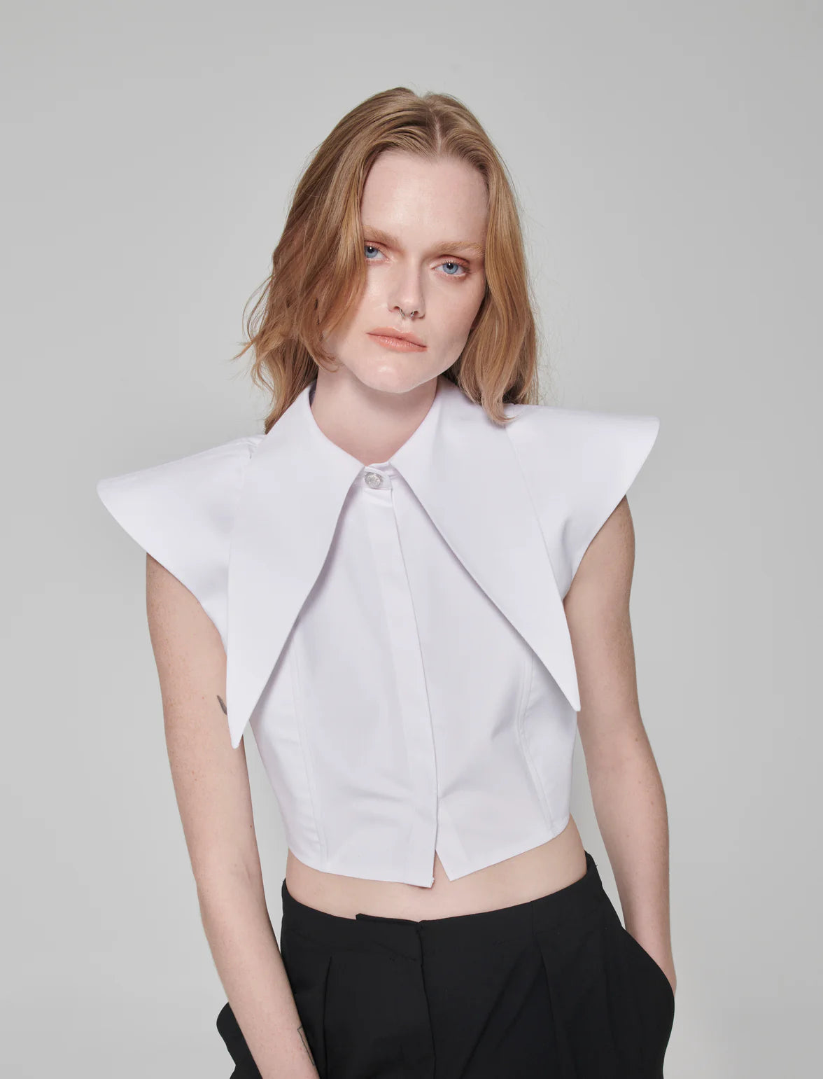KKC Beyaz Long Collar Gömlek